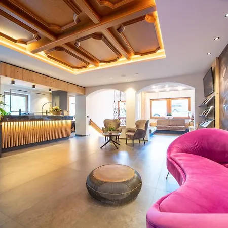 Hotel Seehof Monguelfo-Tesido / Welsberg-Taisten