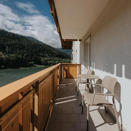 Seehof Hotel Monguelfo-Tesido / Welsberg-Taisten