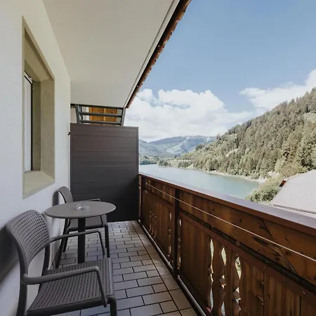 Seehof Hotel Monguelfo-Tesido / Welsberg-Taisten