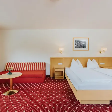 Otel Seehof Monguelfo-Tesido / Welsberg-Taisten